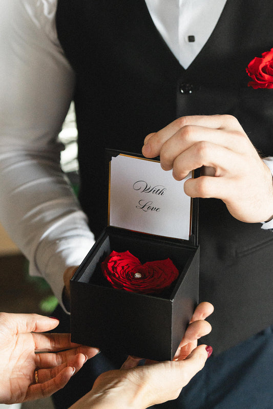 HEART 1 - 1 Red Rose in squere gift box